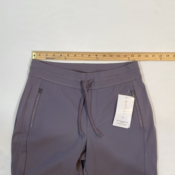 Athleta Headland’s Hybrid Trek Jogger 8 NWT - Picture 5 of 13